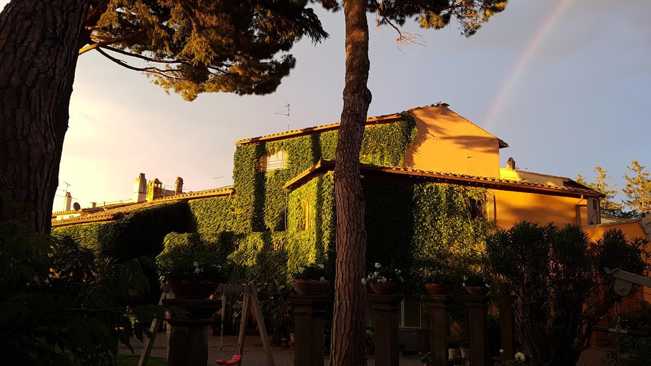 B&B A Piazza del Gesù Viterbo Kültér fotó